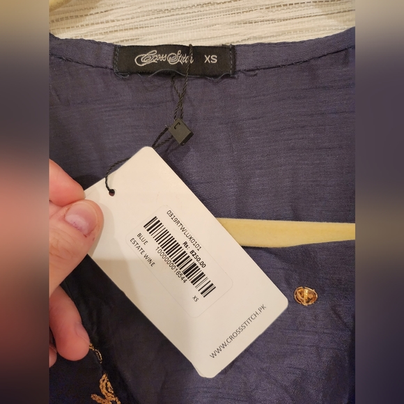 Cross Stitch Pakistani / Indian Kurta - Picture 2 of 5